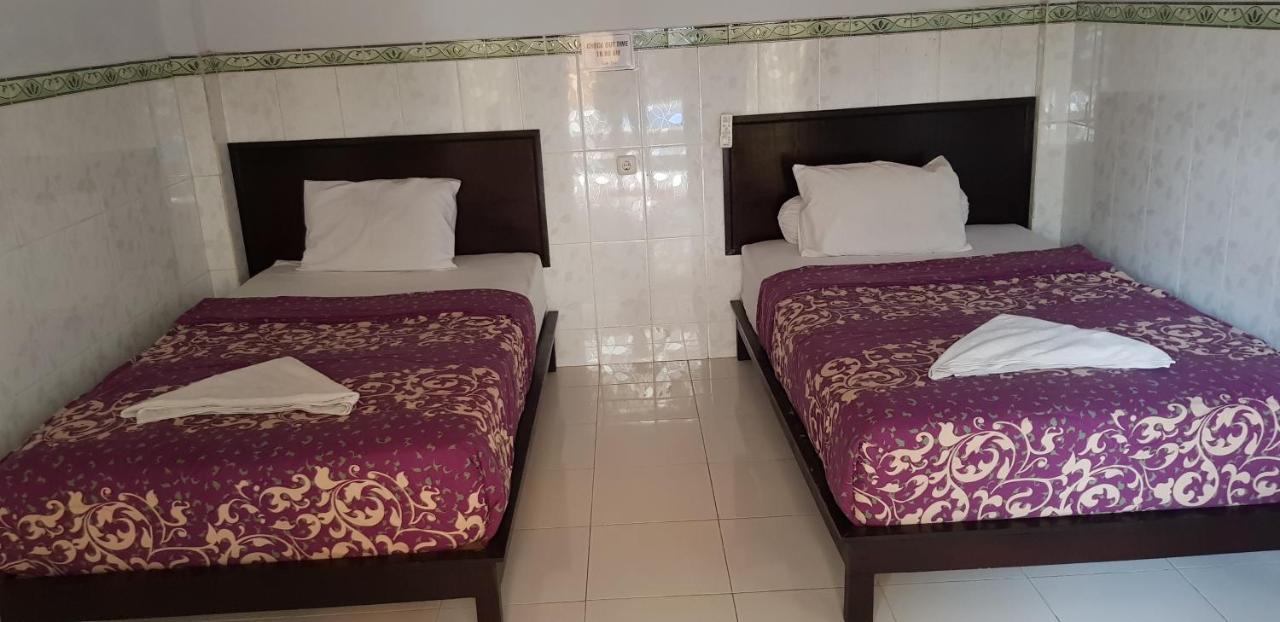 Wahyu Homestay 2 Lembongan Exteriör bild